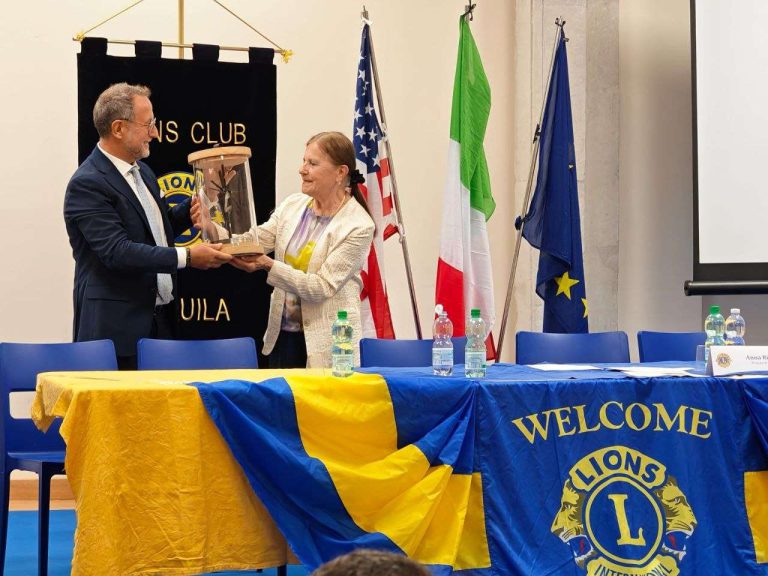 Consegnata ad Anna Rita Felici la Croce di Celestino 2026